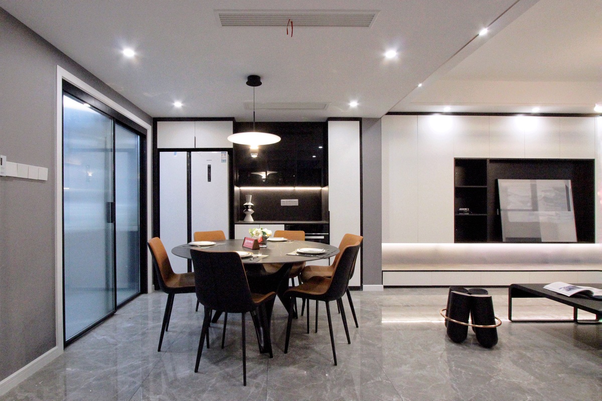 ����122ƽ�ײ���װ��