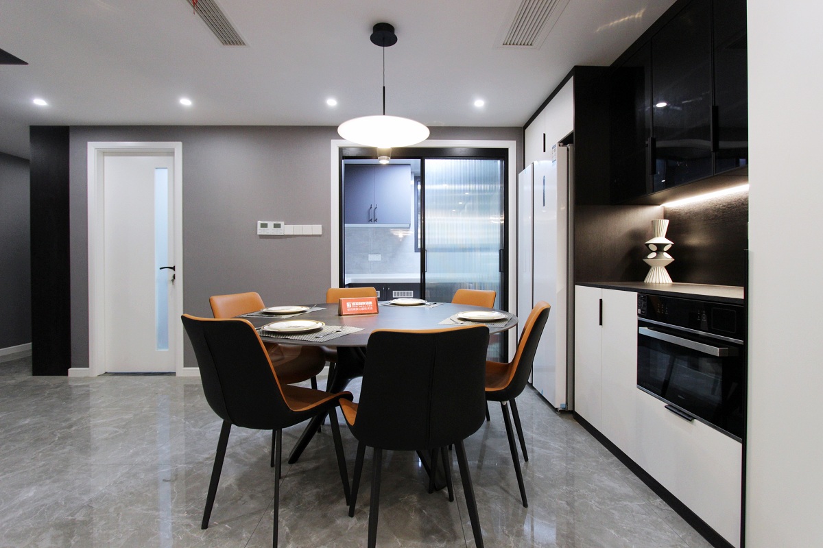 ����122ƽ�ײ���װ�����