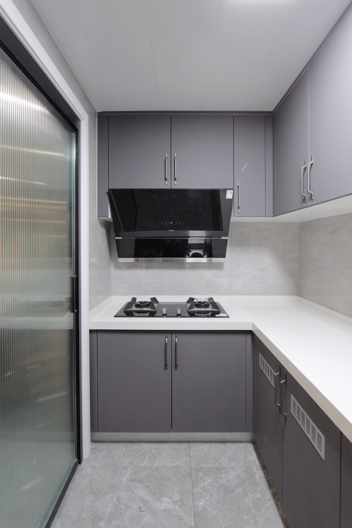 ����122ƽ�׳���װ��