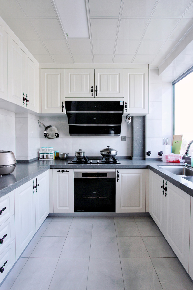 ����װ�޹�˾