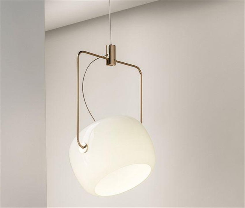 ���ַ��Ϸ����췭��