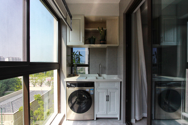 ����װ�޹�˾