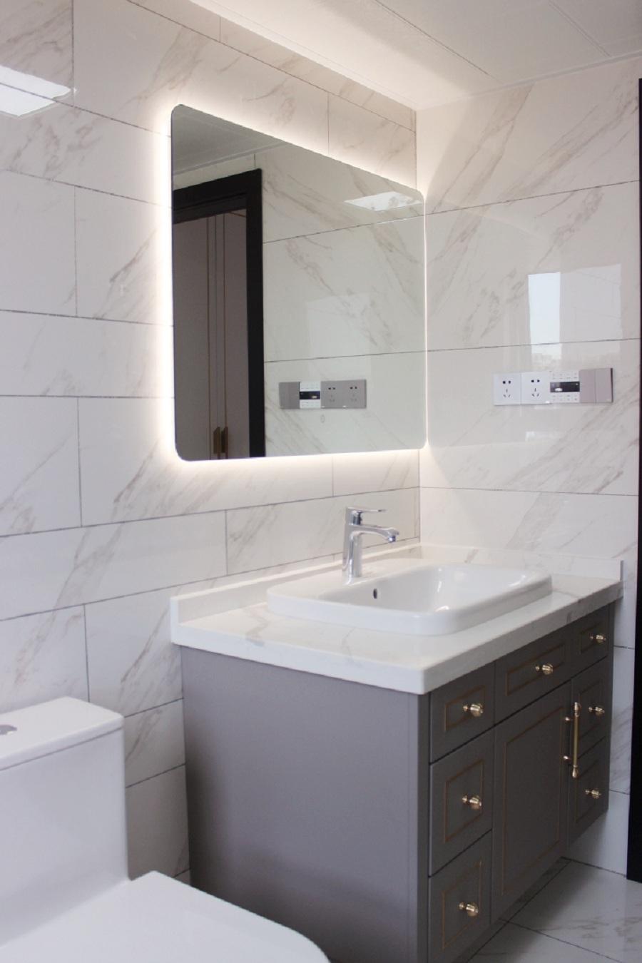 �����Ϸ�װ�����ι���