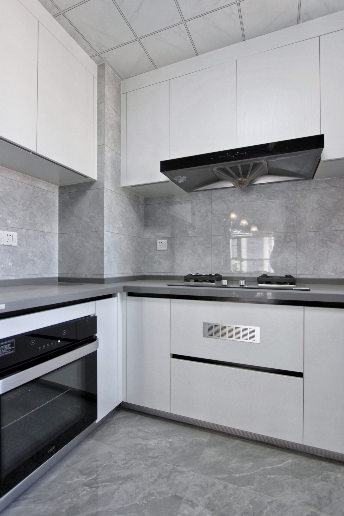 ����118ƽ�׳���װ��