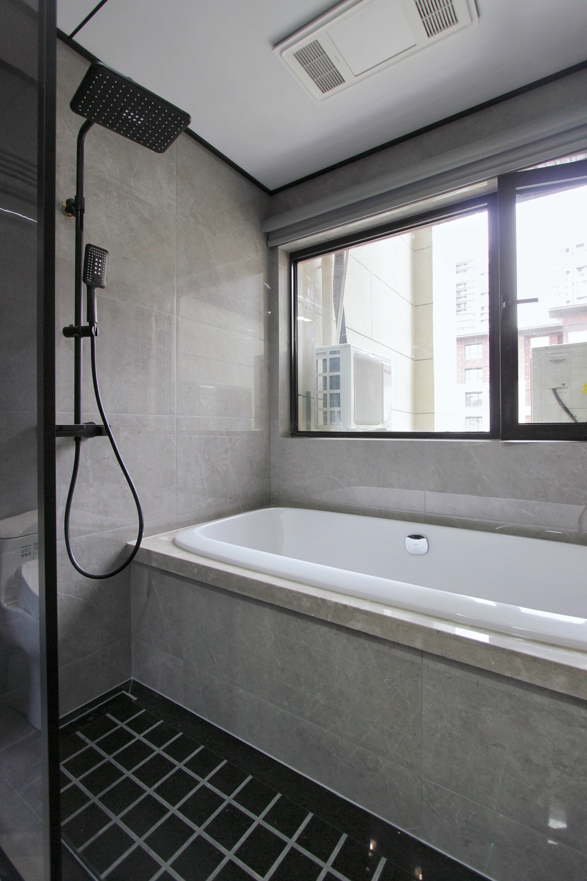 ������ԡ��װ��