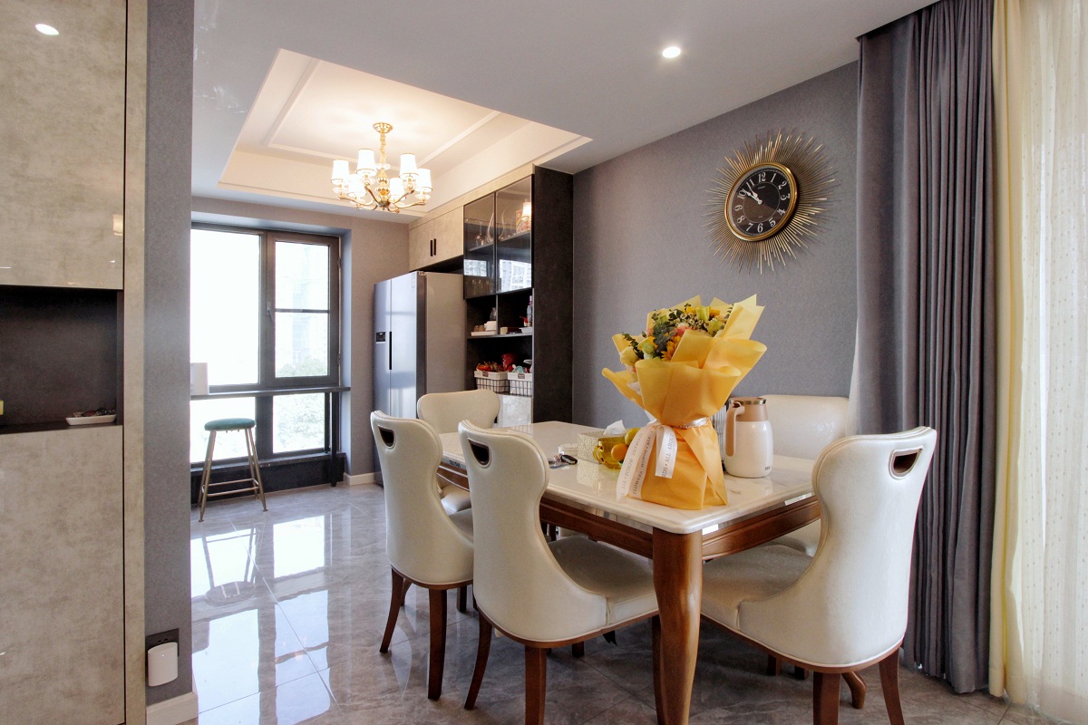 ���ݸ�ʽ������װ�޶���Ǯ