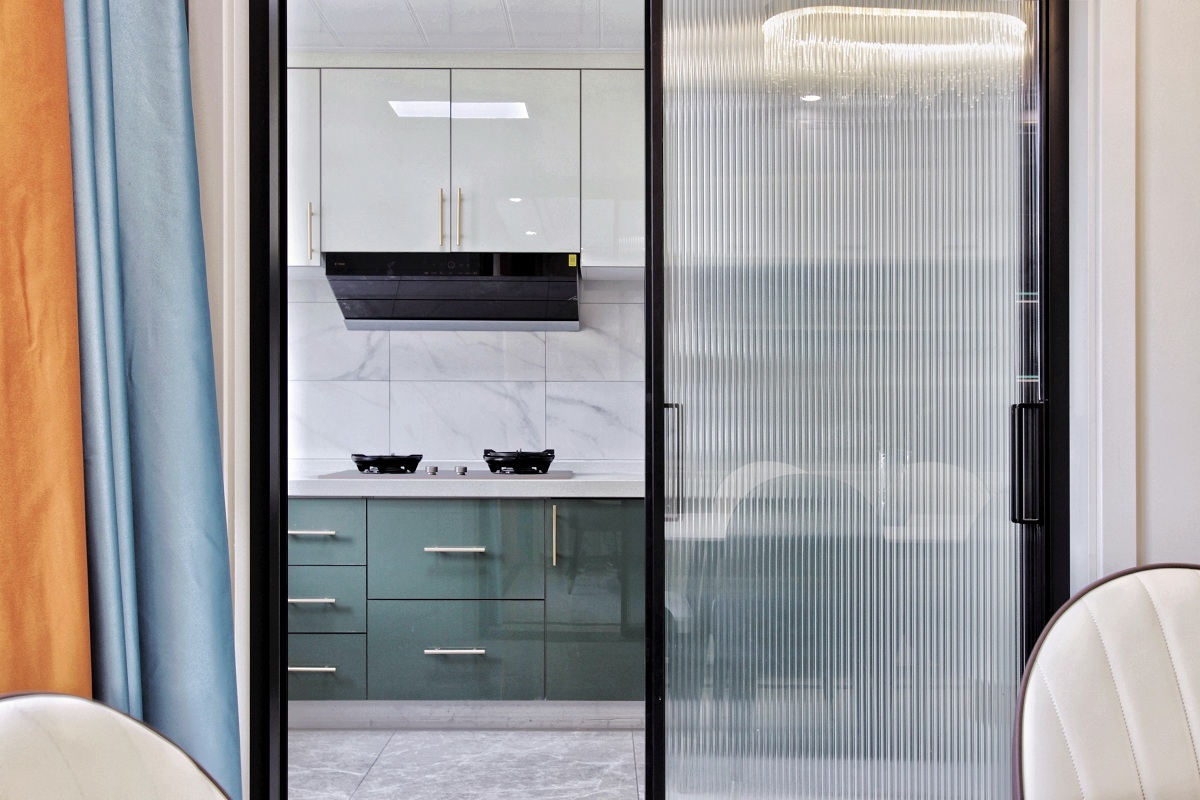 ����140ƽ�׳���װ��