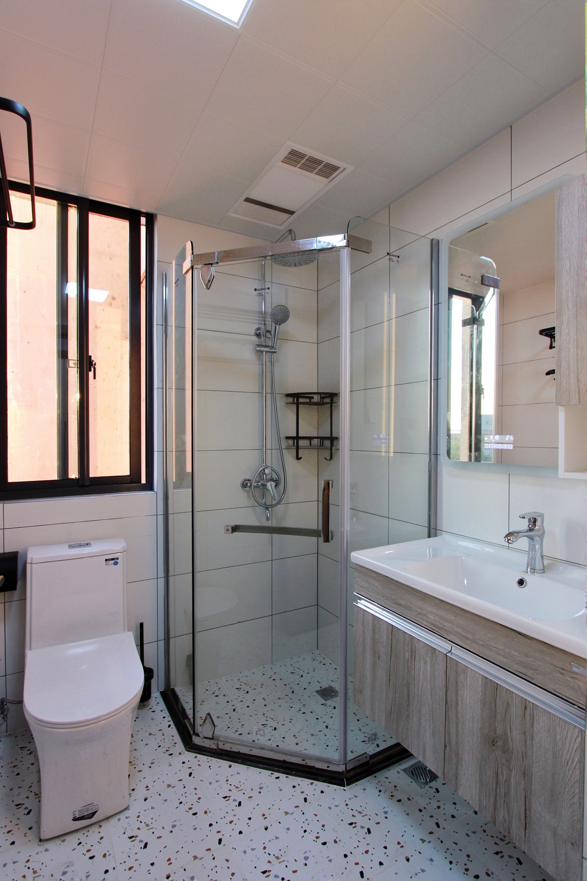 �������Ҹߵ�װ�޶���Ǯ