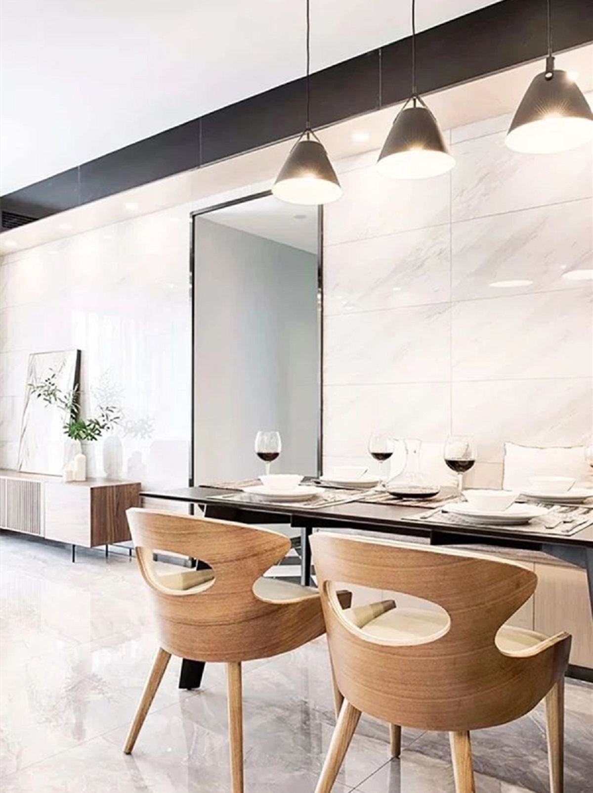 ����93ƽ�׿���װ��