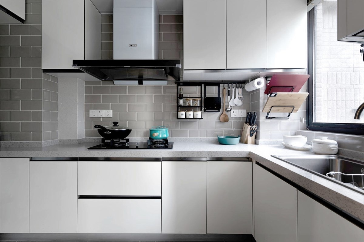 ���ݾɷ������е�װ�޶���Ǯ