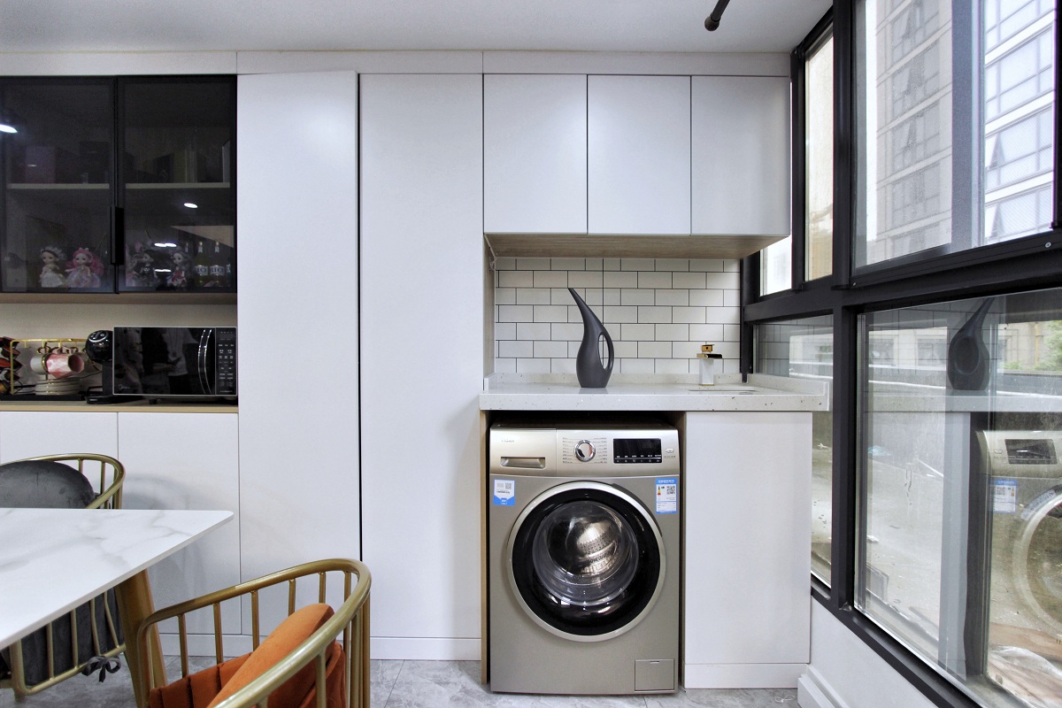 ����50ƽ����̨װ��