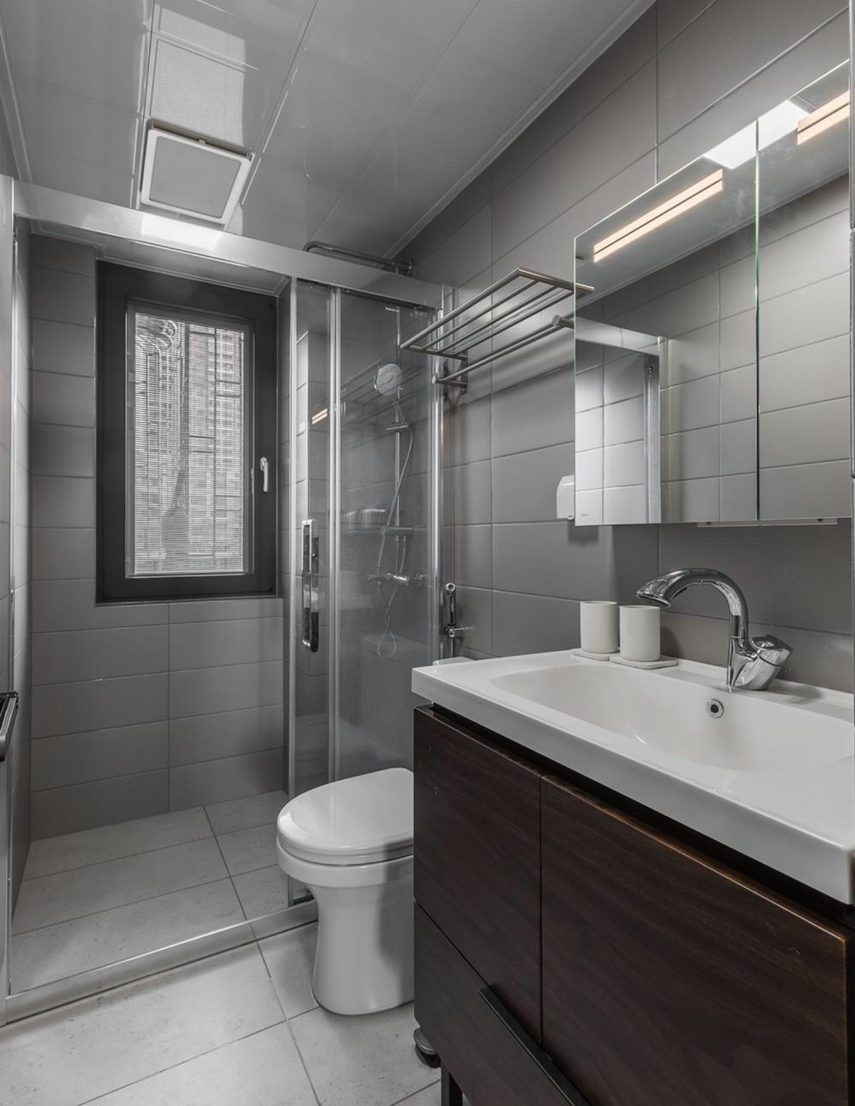 ��������һ��ˮ��װ�޶���Ǯ