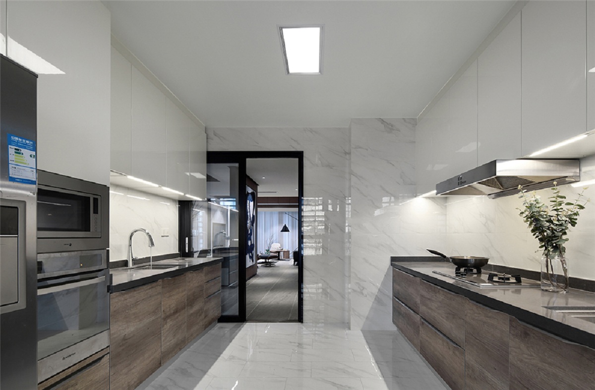 ����180ƽ�׳���װ��