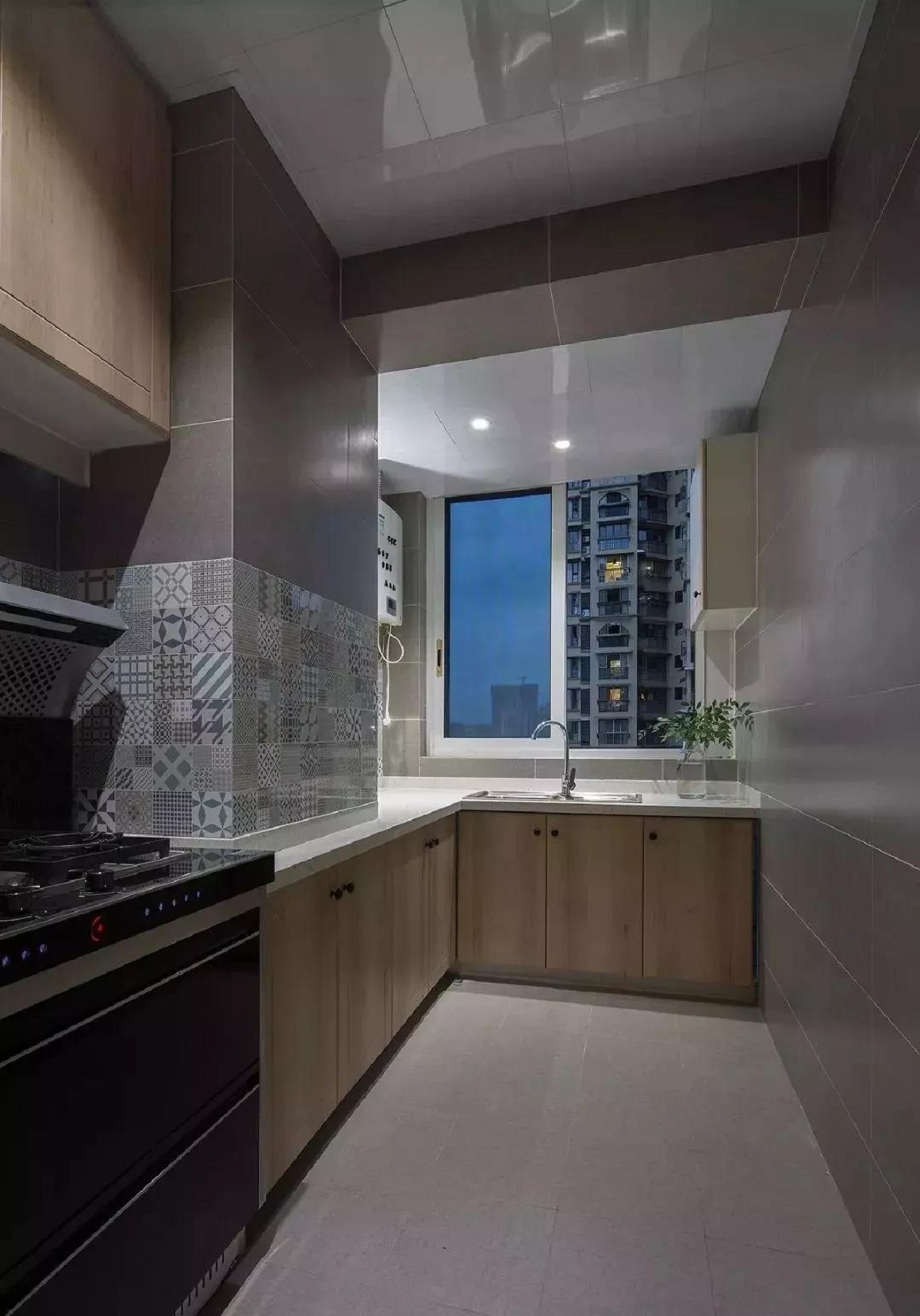 ����84ƽ�׳���װ��