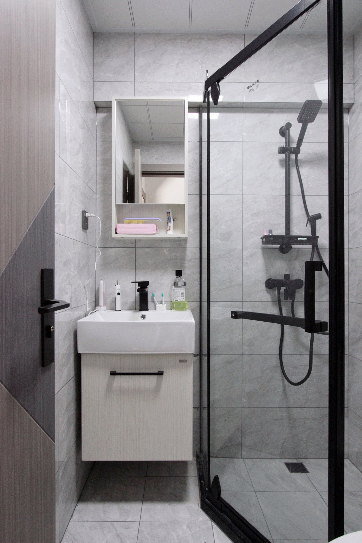 �����Ϸ�������װ��