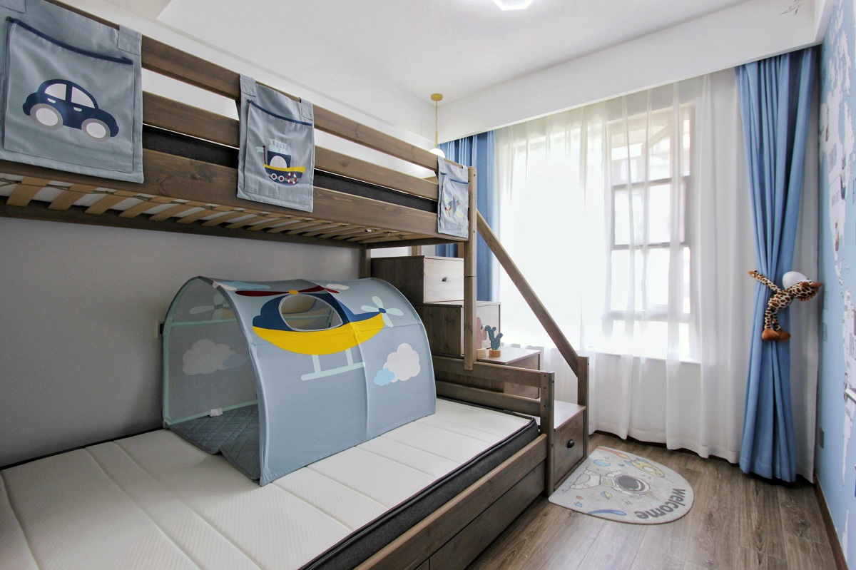 ����142ƽ�׶�ͯ��װ��