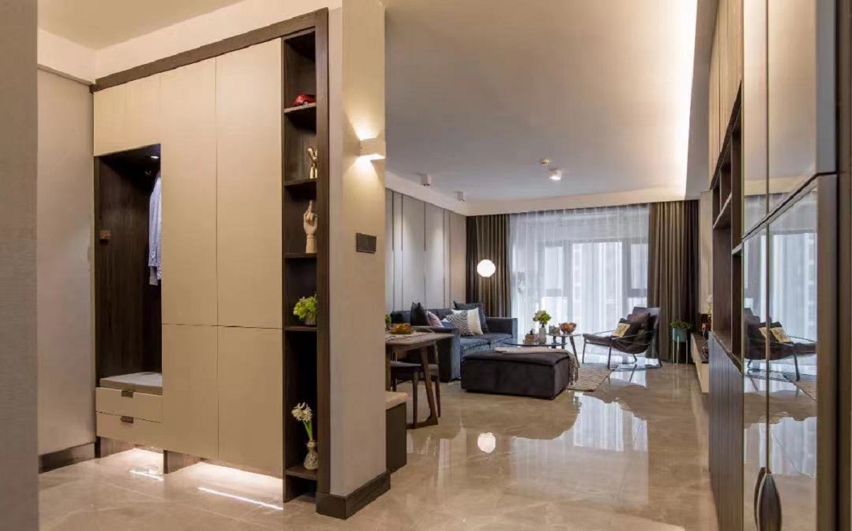 �����Ϸ�����װ�޶���Ǯ