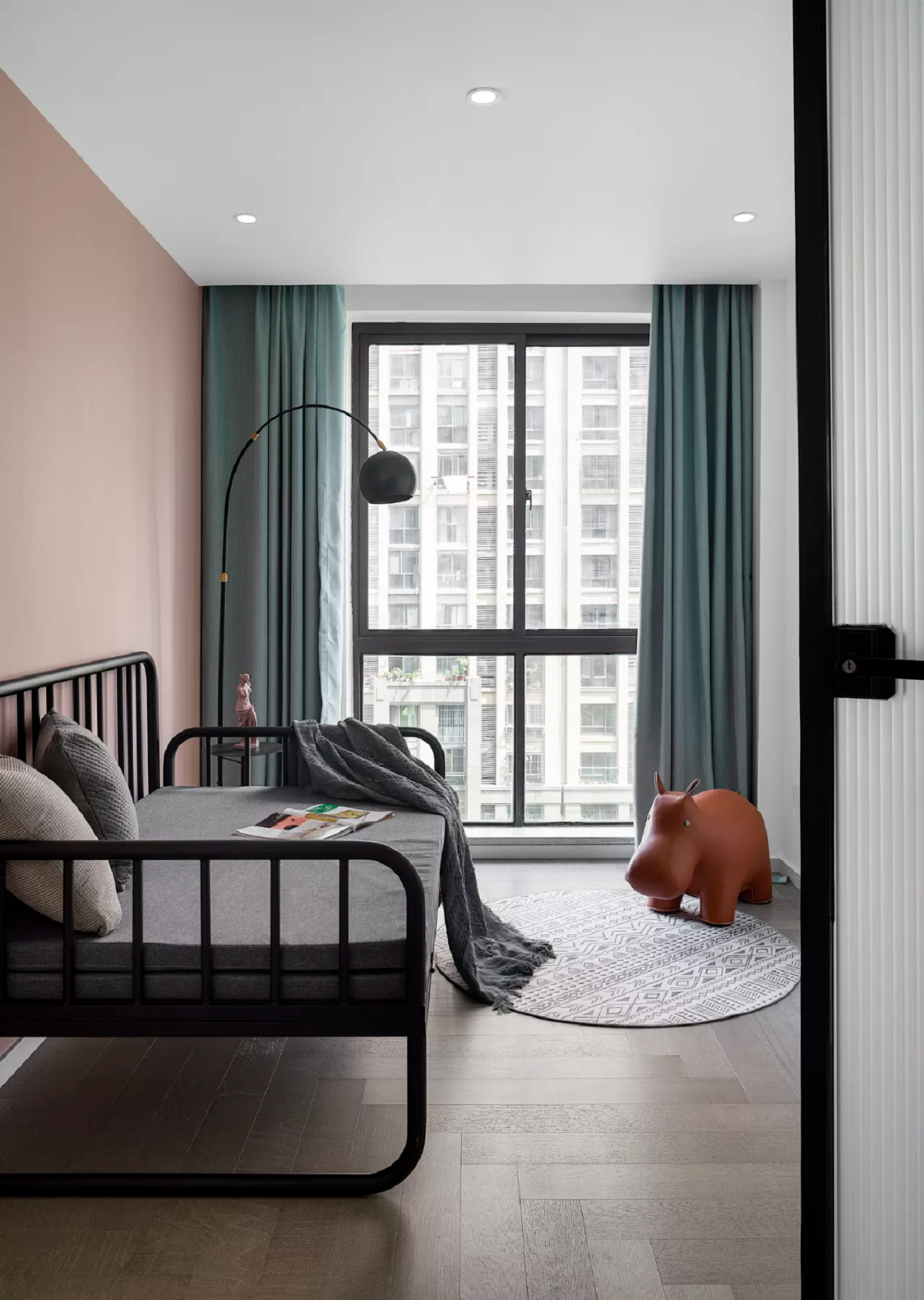 ����140ƽ�״���װ��