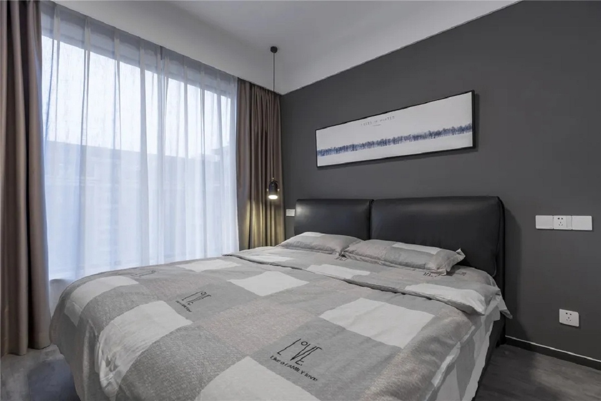 ����103ƽ������װ�����